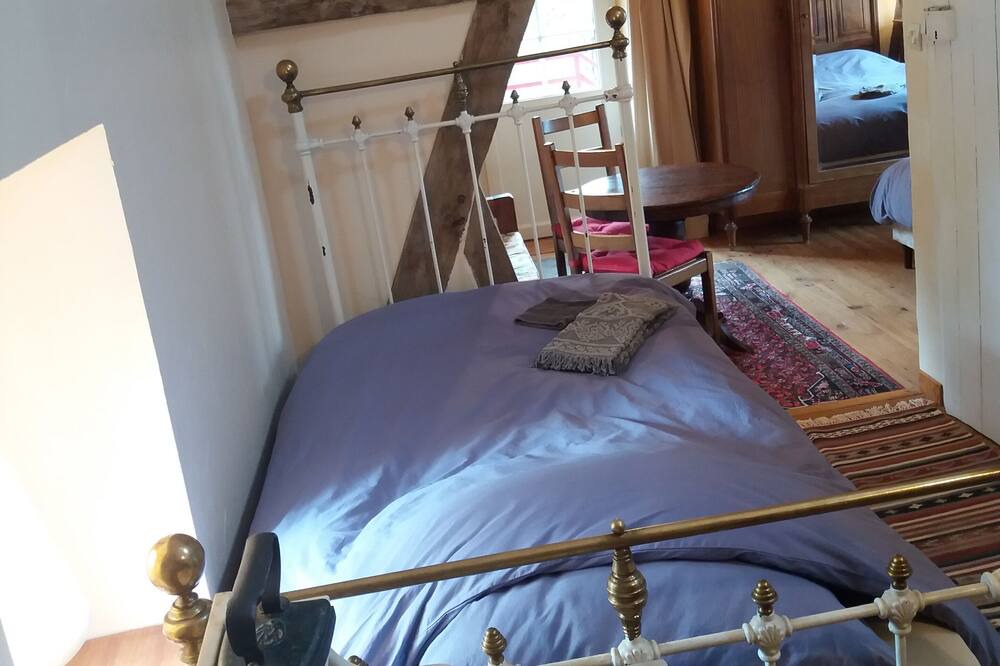 Photo of Bedroom in Le Merlerault