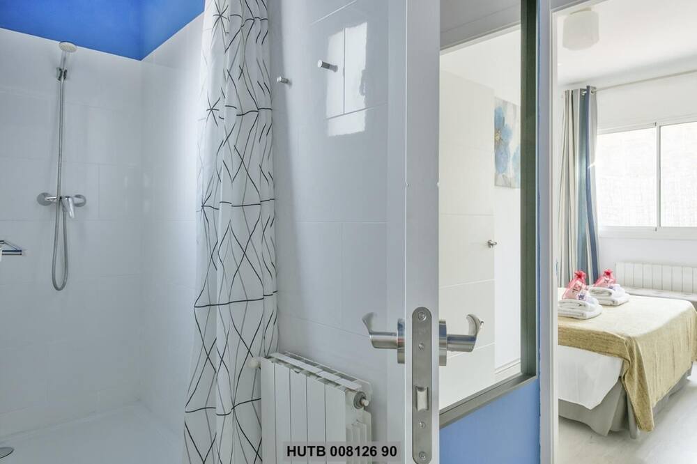 Photo of Bedroom in El Camp de l'Arpa del Clot