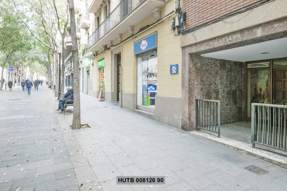 Photo of Outdoor in El Camp de l'Arpa del Clot