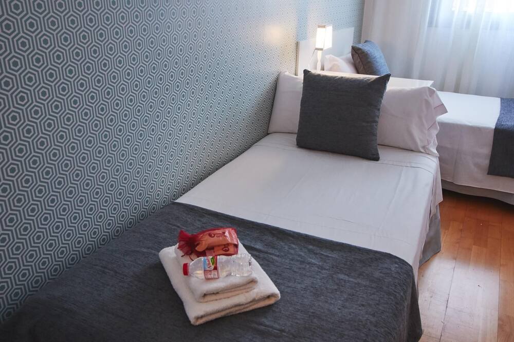 Photo of Bedroom in Badalona