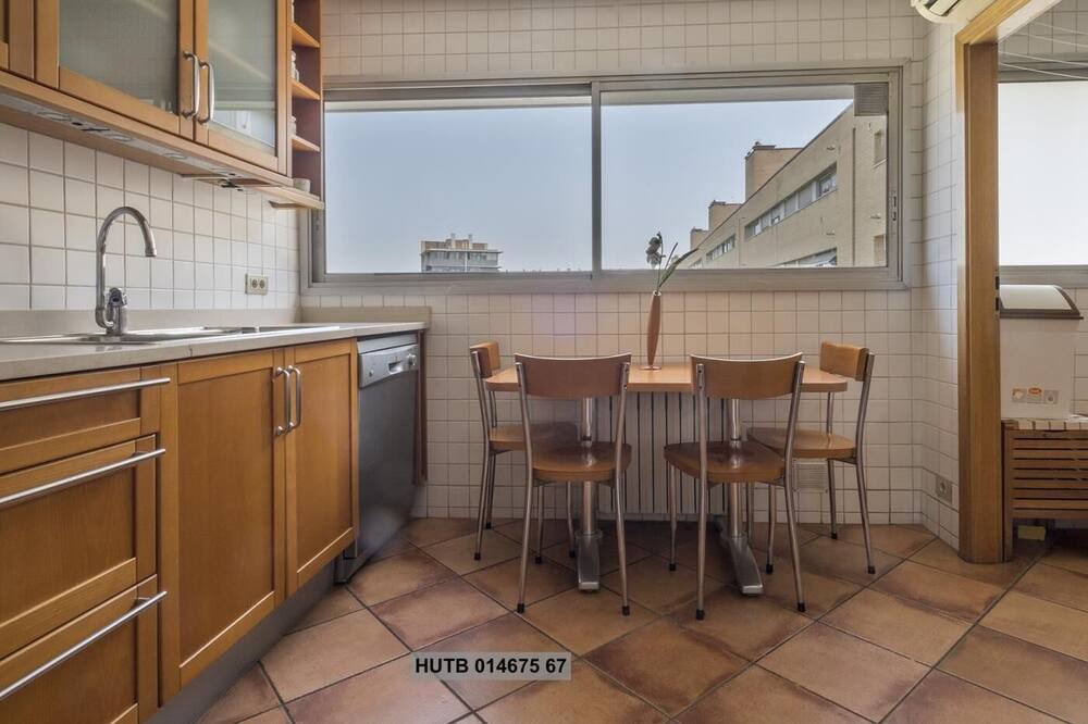 Photo of Kitchen in La Vila Olimpica del Poblenou