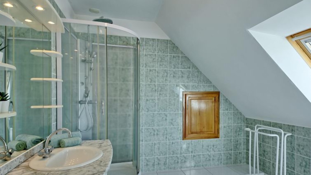 Photo of Bathroom in Ploubezre