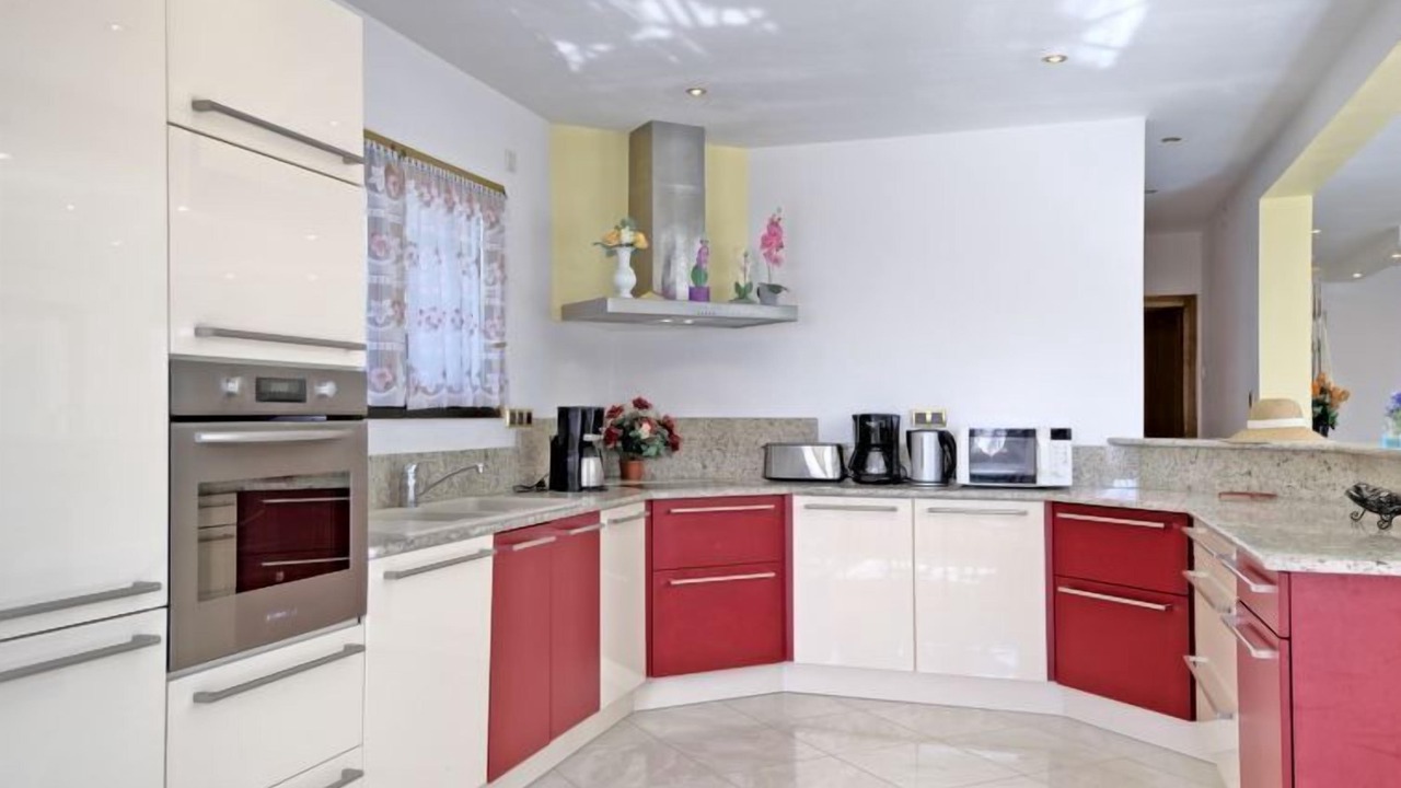 Photo of Kitchen in Ploubezre