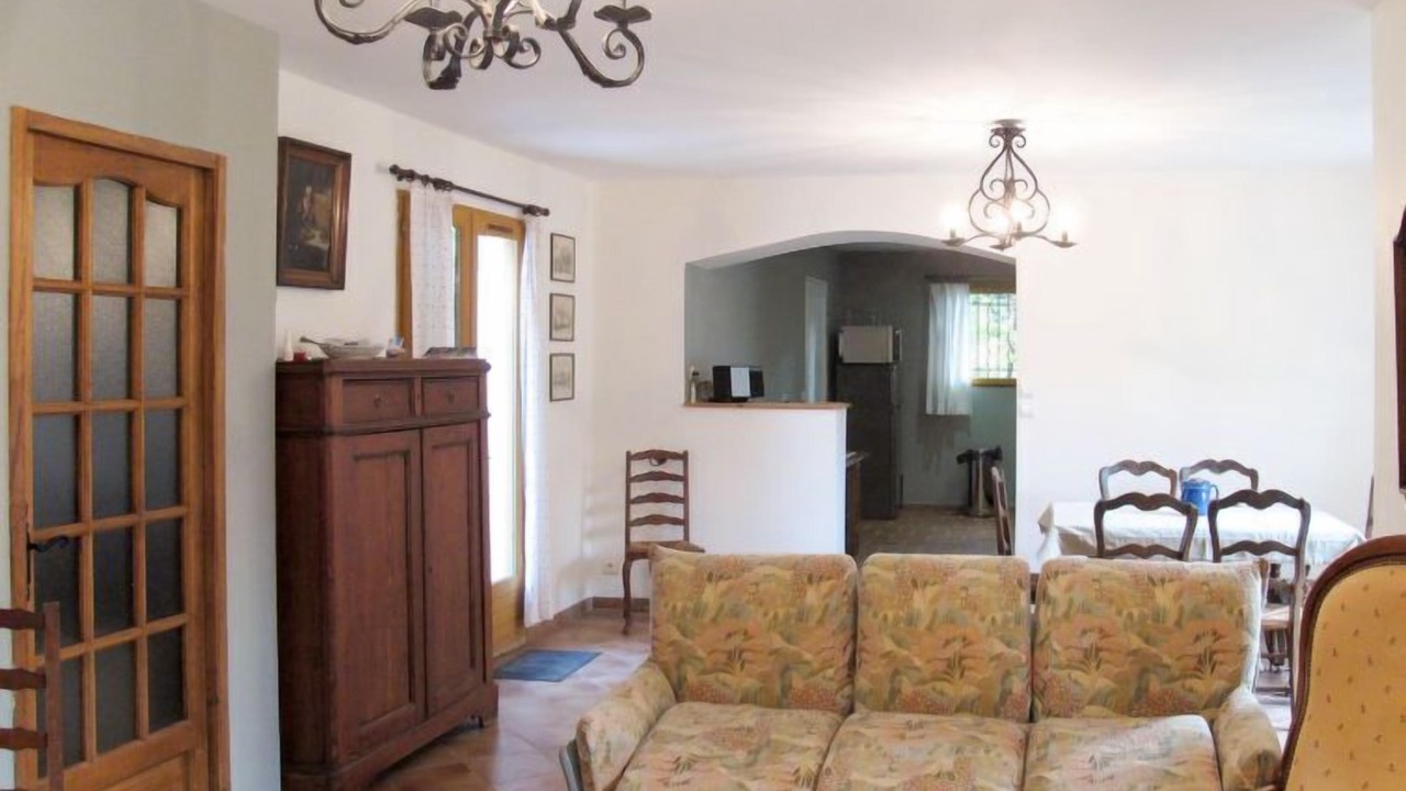 Photo of Livingroom in Regusse