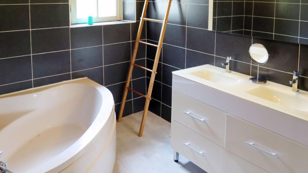 Photo of Bathroom in Nassiet