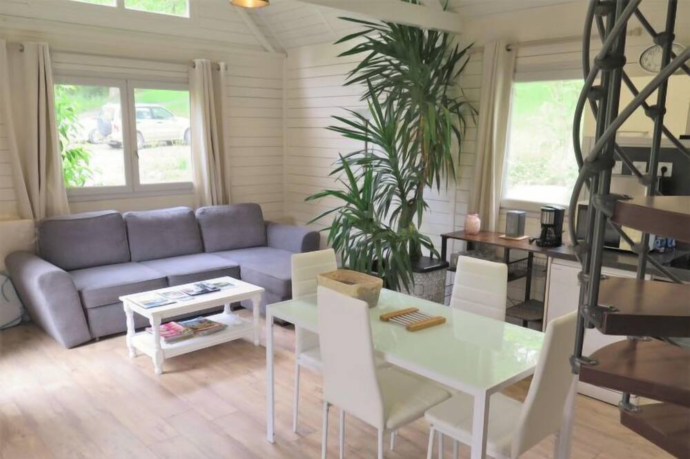 Photo of Livingroom in Gueyze