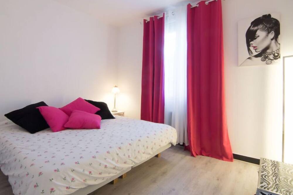 Photo of Bedroom in Carcans