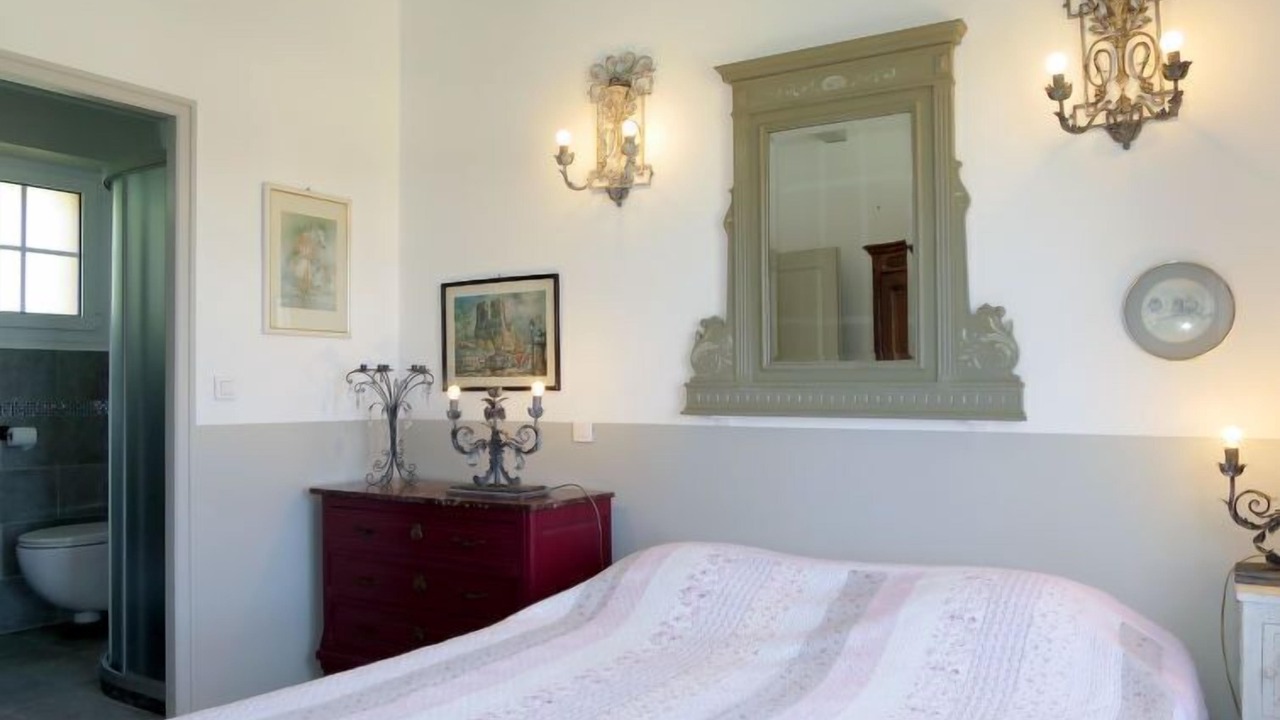 Photo of Others in Galeria