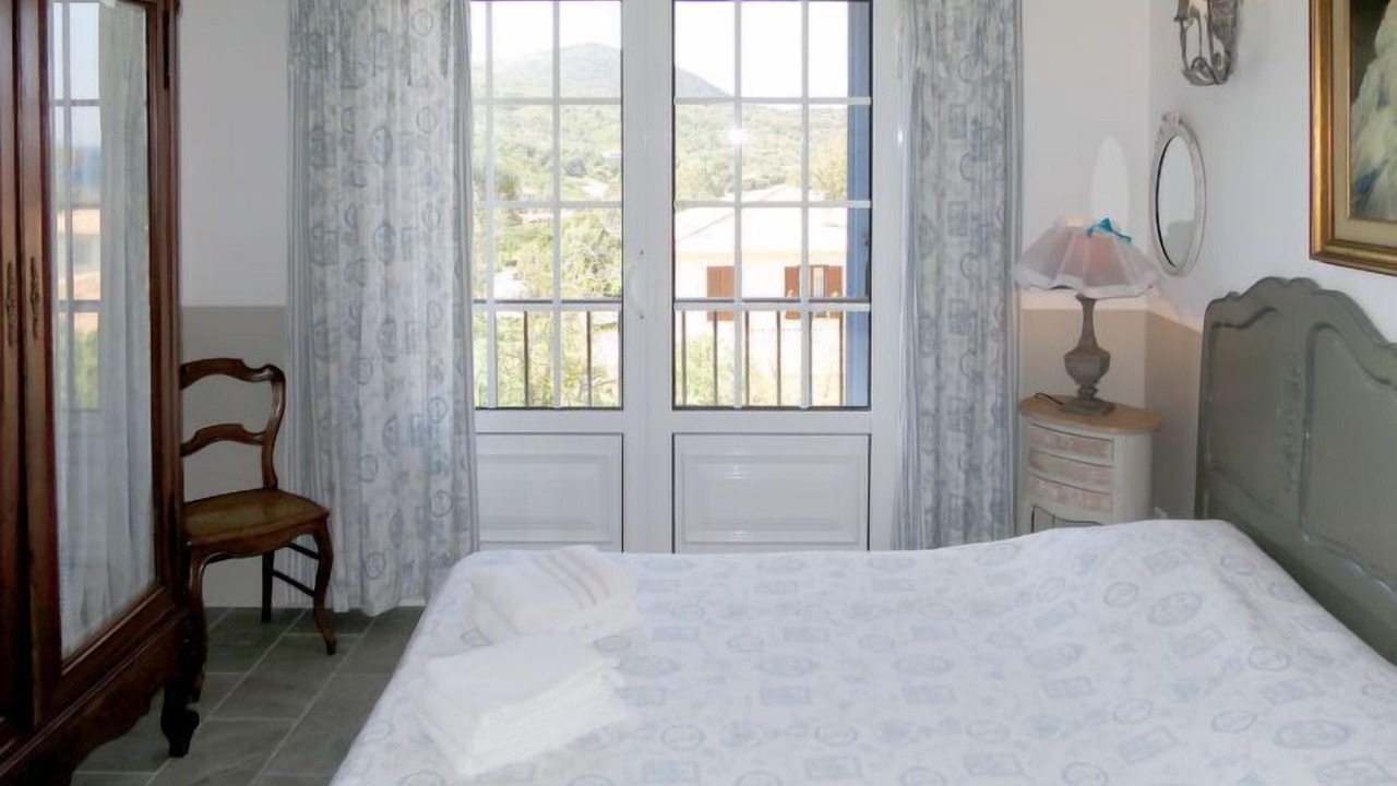 Photo of Others in Galeria