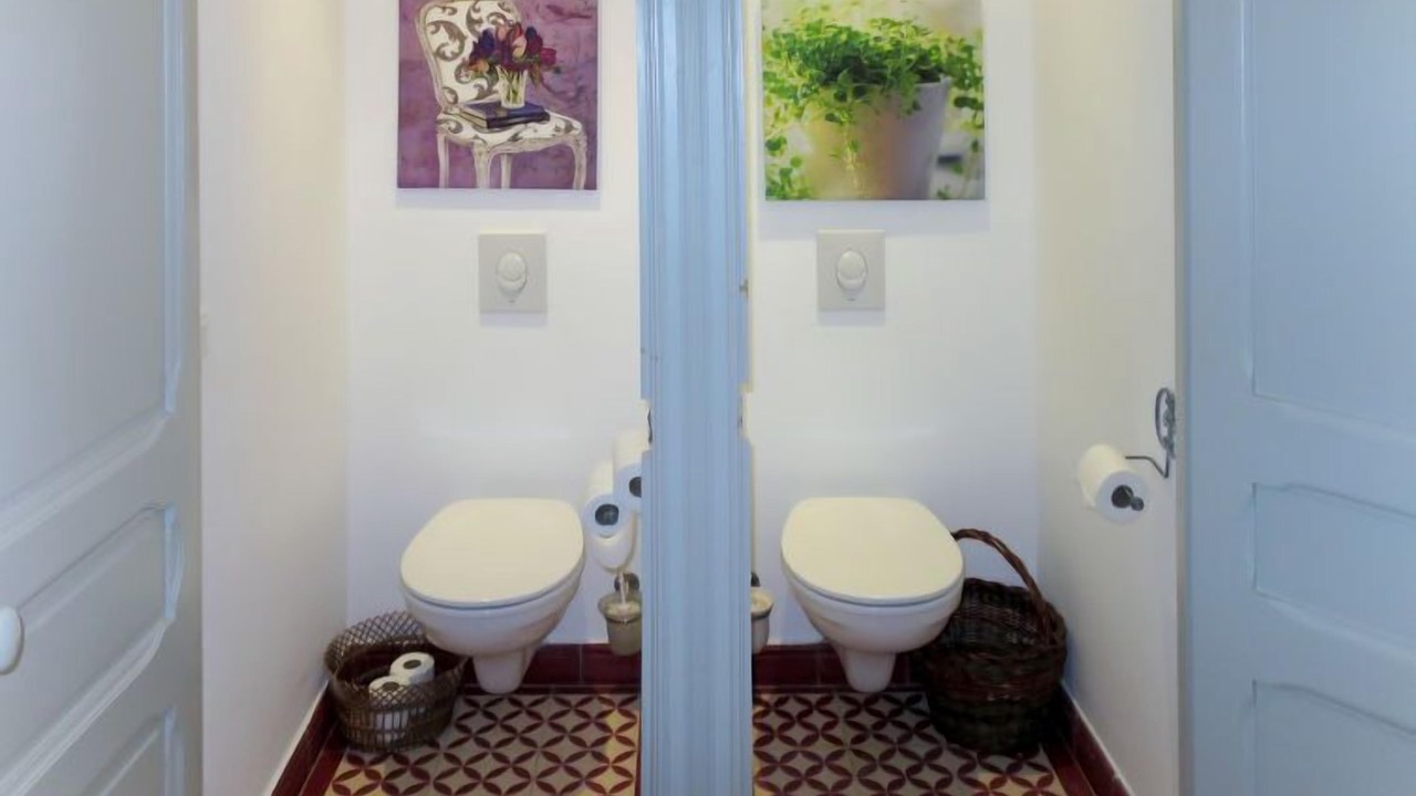 Photo of Bathroom in Galeria