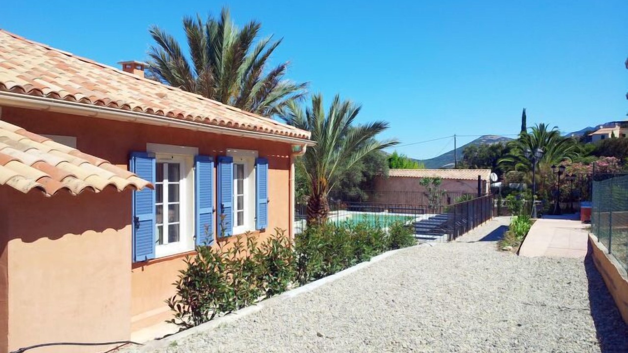 Photo of Outdoor in Galeria