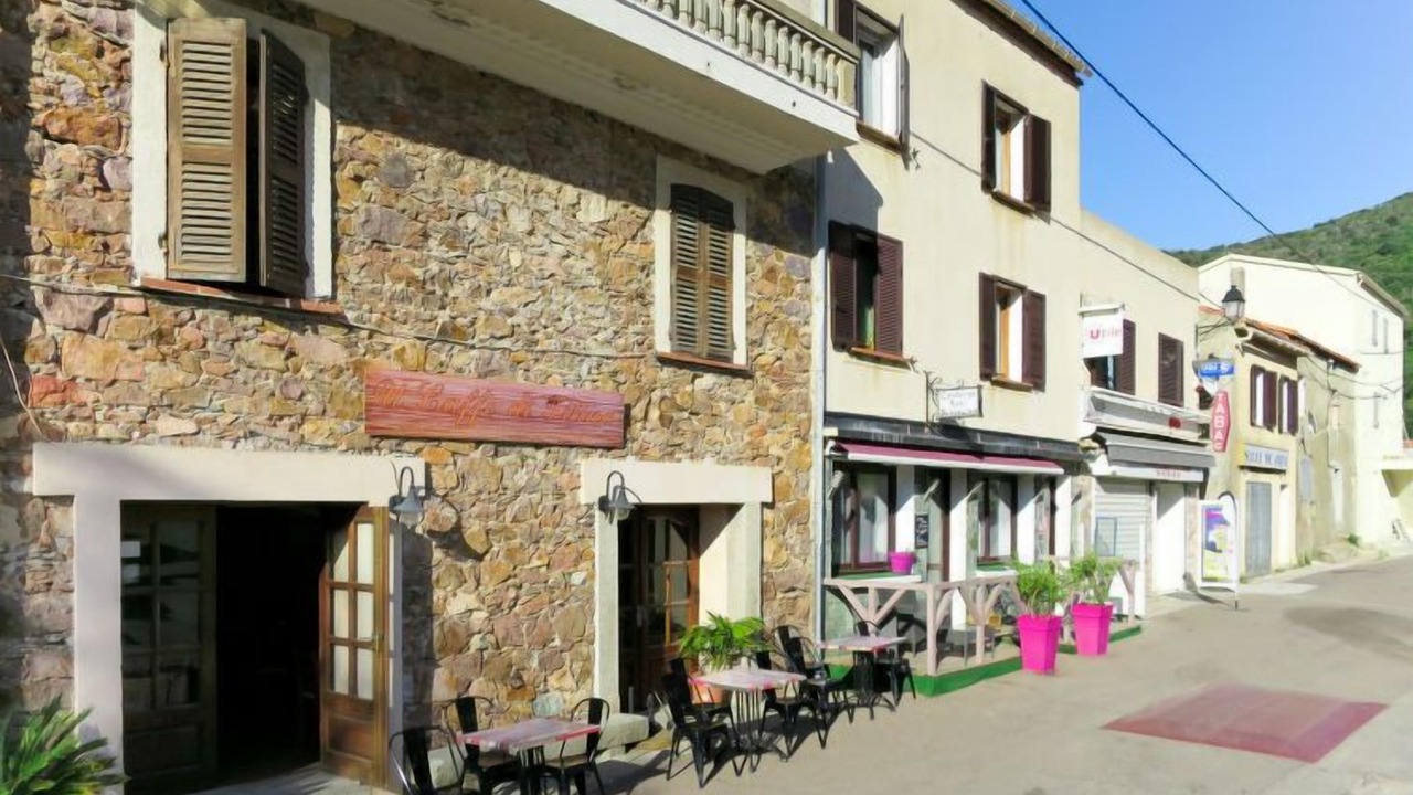 Photo of Outdoor in Galeria