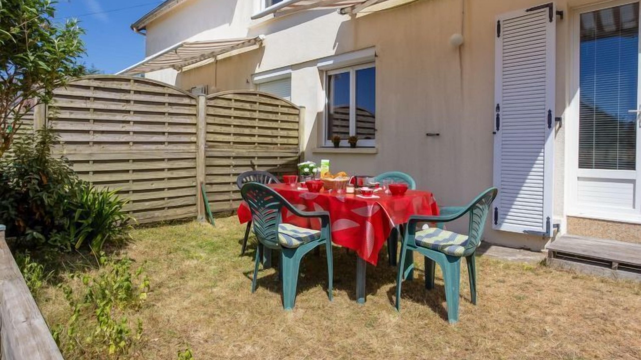 Photo of Outdoor in Denneville