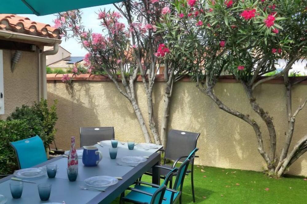 Photo of Patio Balcony in Sainte-Marie-la-Mer