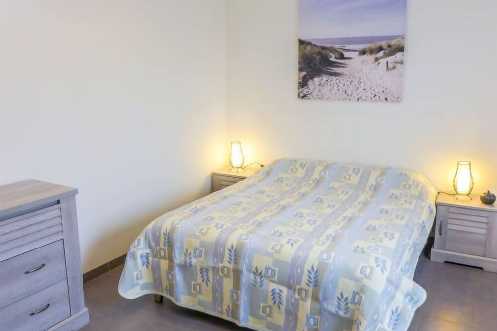 Photo of Bedroom in Sainte-Marie-la-Mer