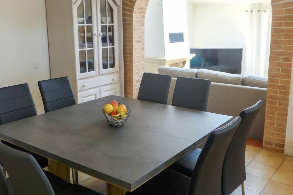 Photo of Kitchen in Sainte-Marie-la-Mer