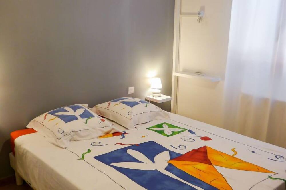 Photo of Bedroom in Sainte-Marie-la-Mer