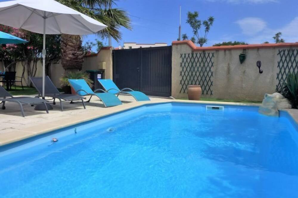 Photo of Outdoor in Sainte-Marie-la-Mer