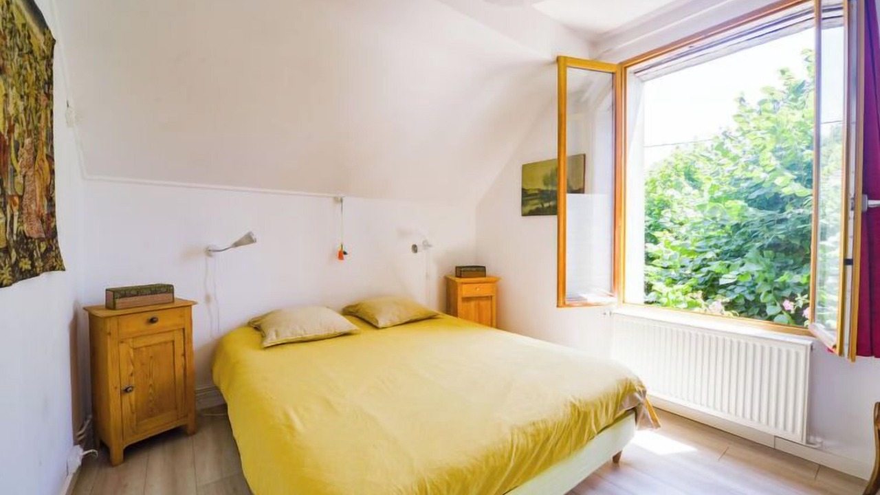 Photo of Bedroom in Chissay-en-Touraine
