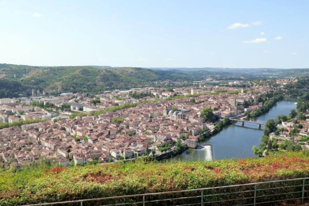 Photo of Others in Saint-Matre