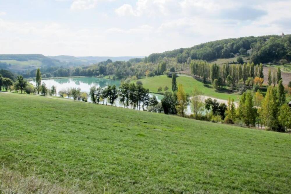 Photo of Outdoor in Saint-Matre