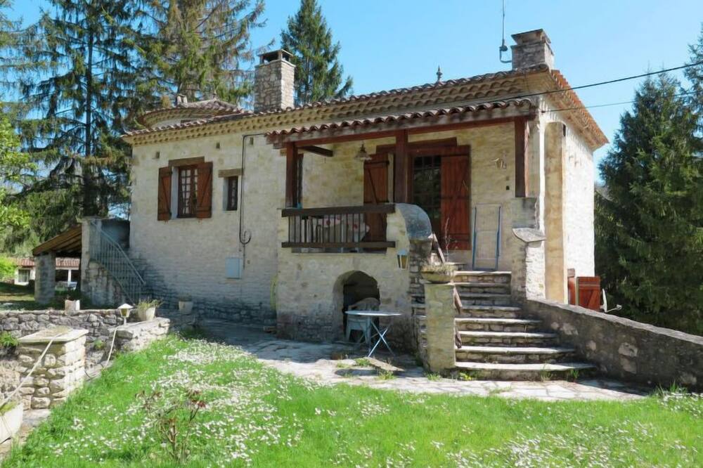 Photo of Outdoor in Saint-Matre