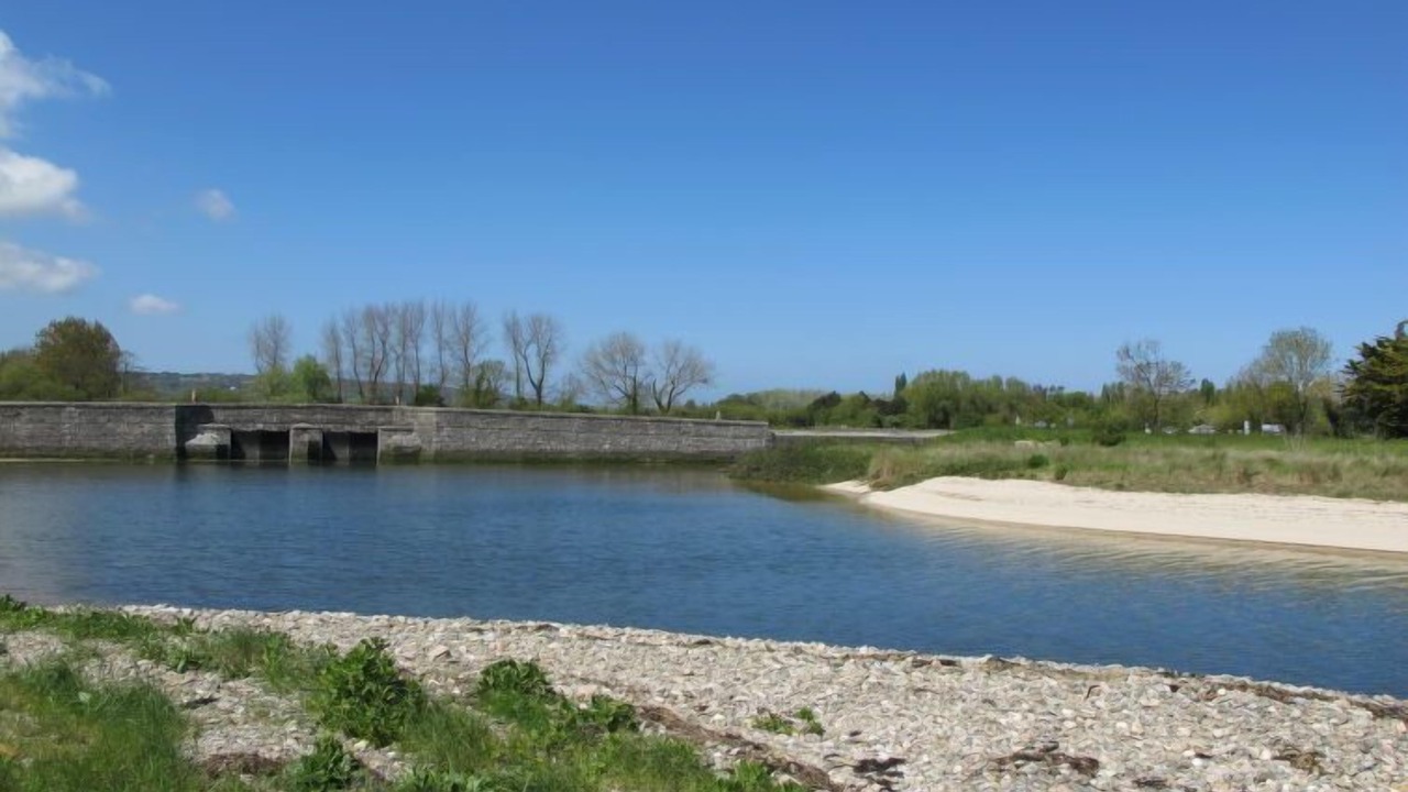 Photo of Outdoor in Reville