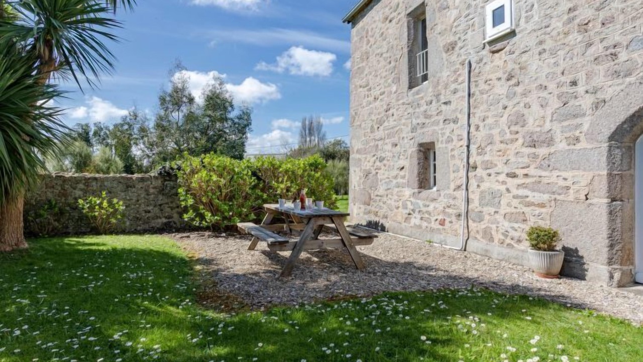 Photo of Patio Balcony in Reville