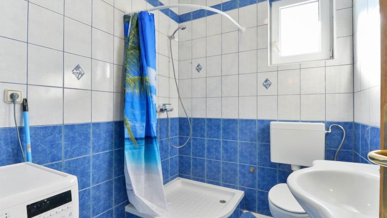 Photo of Bathroom in Nin