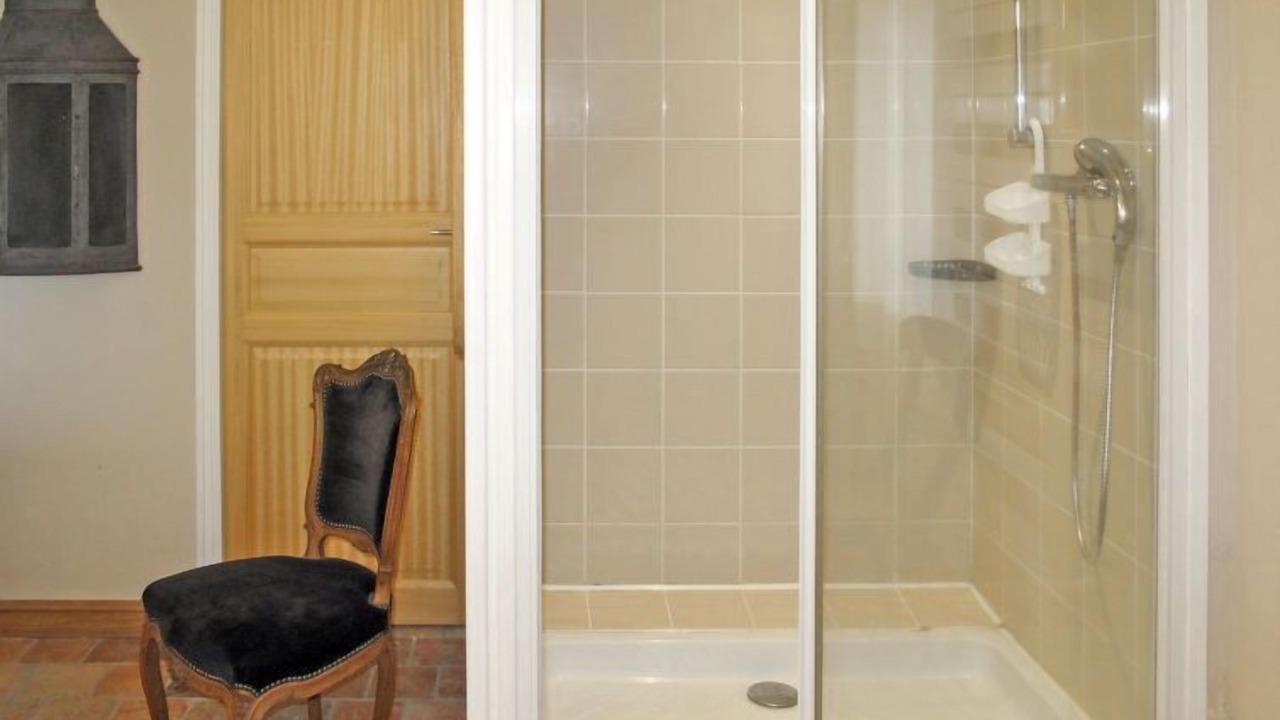 Photo of Bathroom in Corbon