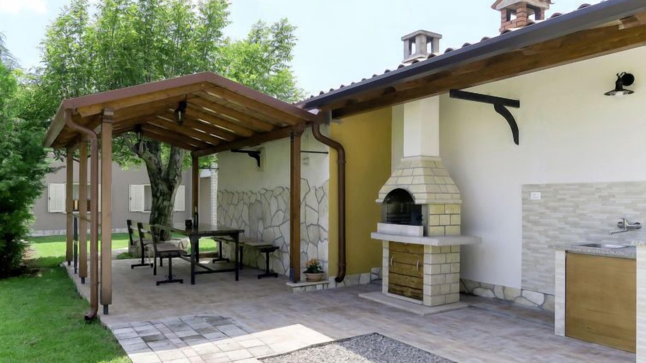 Photo of Patio Balcony in Marceljani