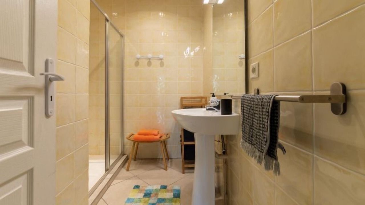 Photo of Others in Nyons