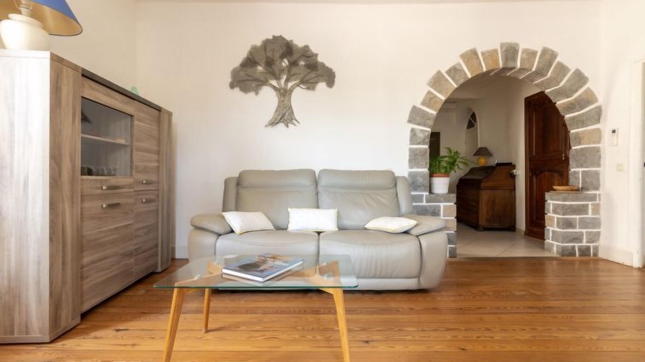 Photo of Others in Nyons