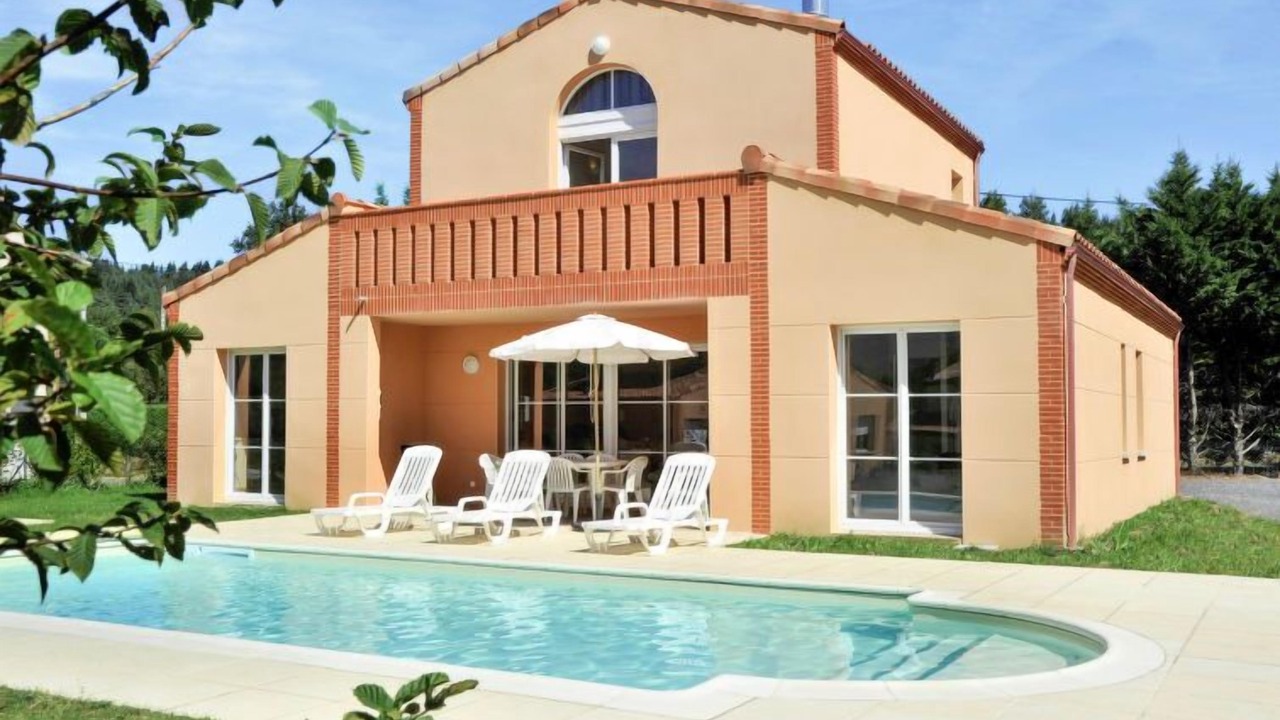 Photo of Outdoor in Pont-de-Larn