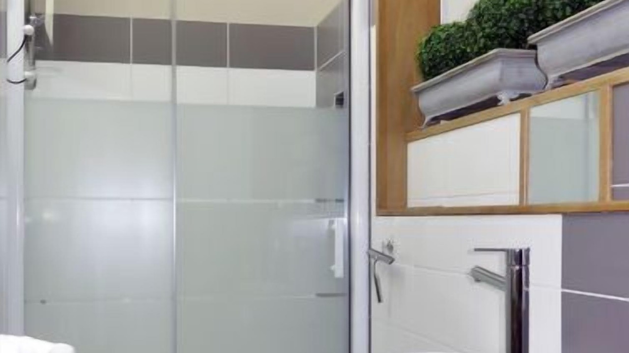 Photo of Bathroom in Monteaux