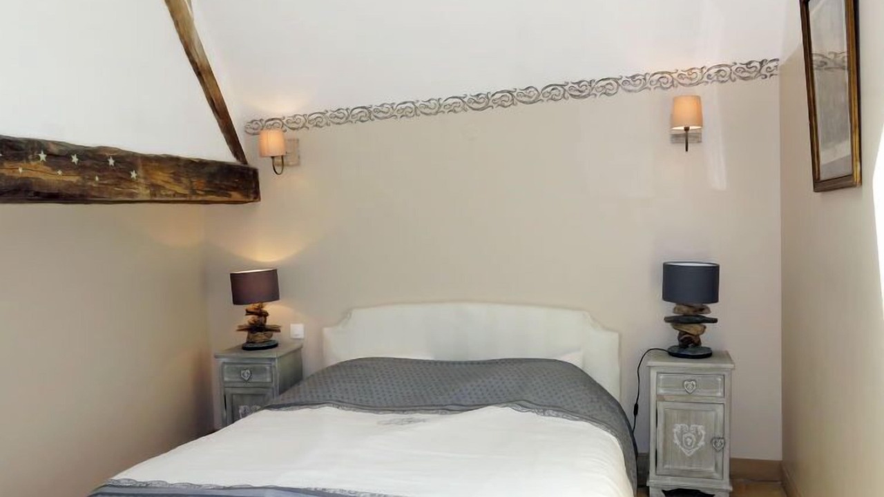 Photo of Others in Monteaux