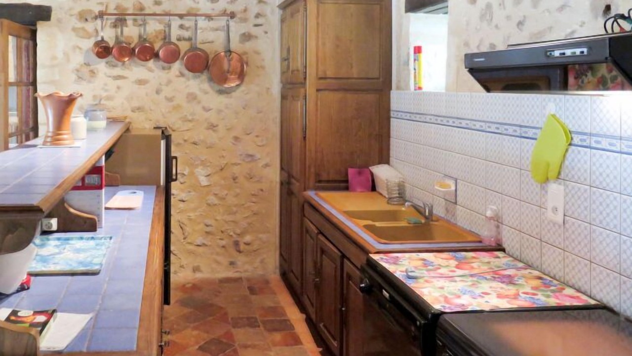 Photo of Kitchen in Saint-Jean-dEstissac