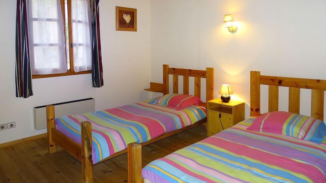 Photo of Bedroom in Blanquefort-sur-Briolance