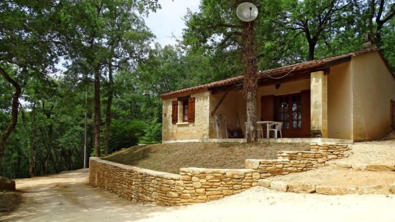 Photo of Outdoor in Blanquefort-sur-Briolance