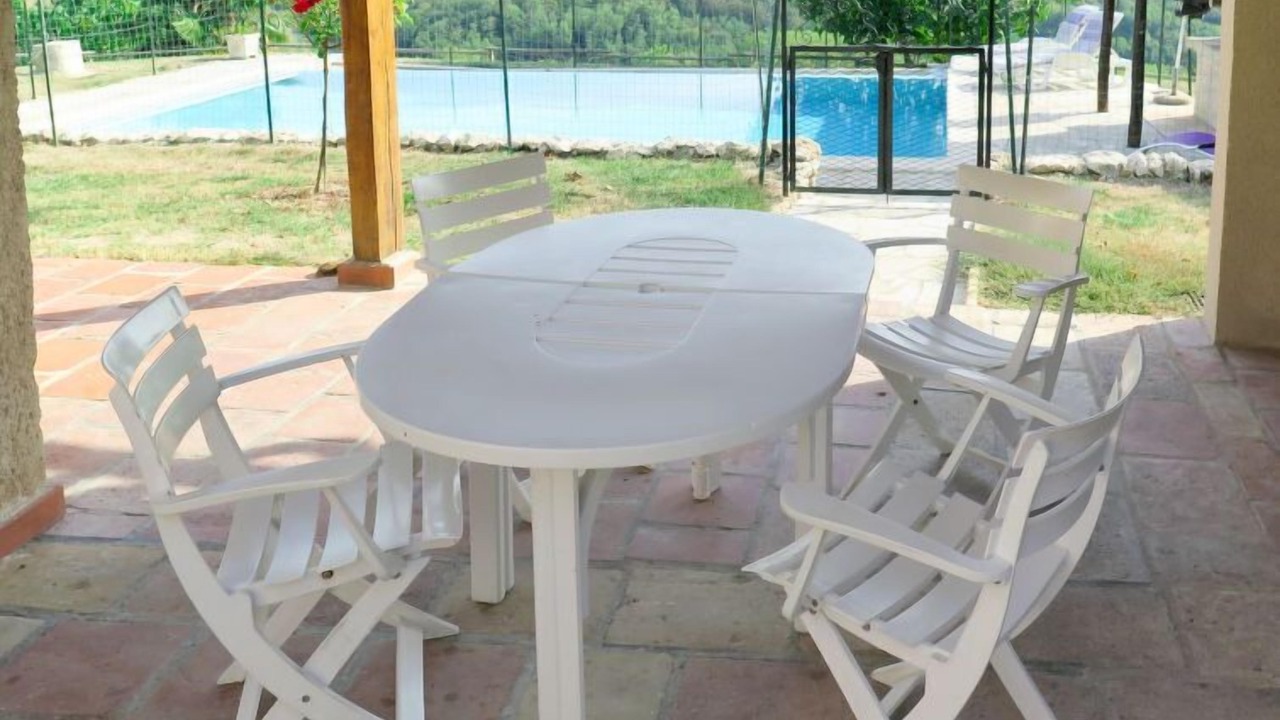 Photo of Outdoor in L'Honor-de-Cos