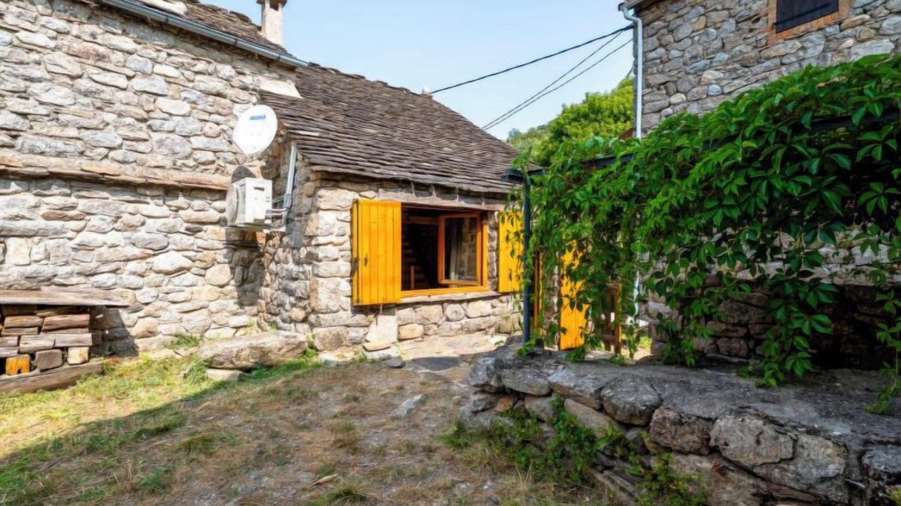 Photo of Outdoor in Sainte-Marguerite-Lafigere