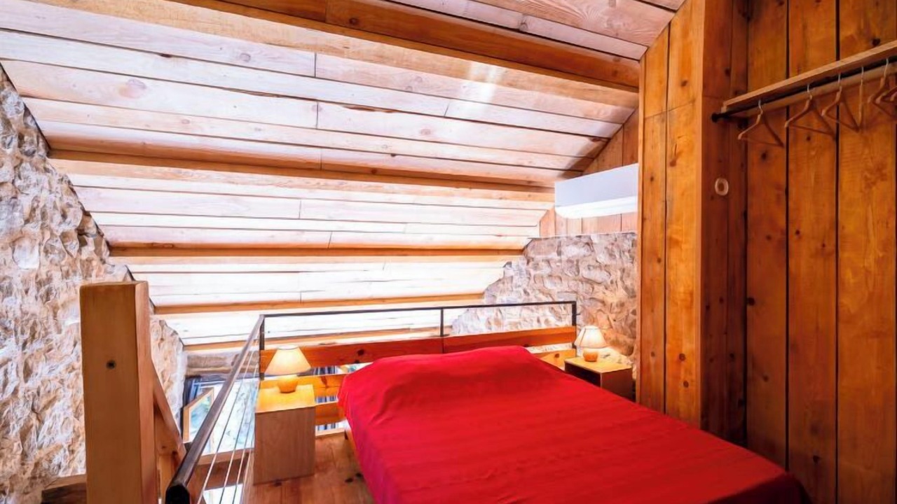 Photo of Bedroom in Sainte-Marguerite-Lafigere