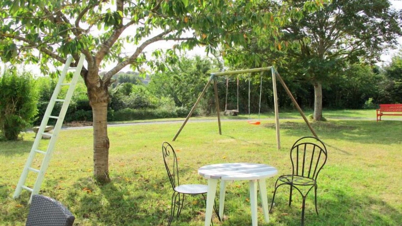 Photo of Outdoor in Fontaine-Henry