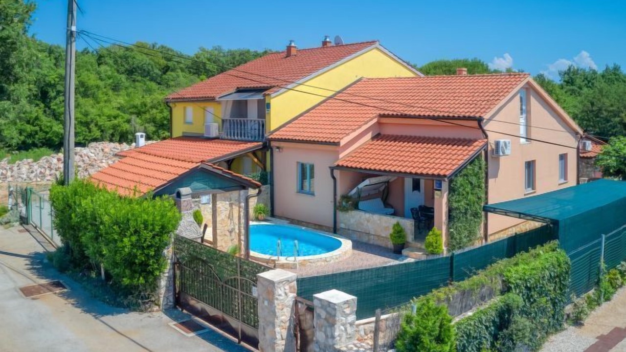 Photo of Outdoor in Polje