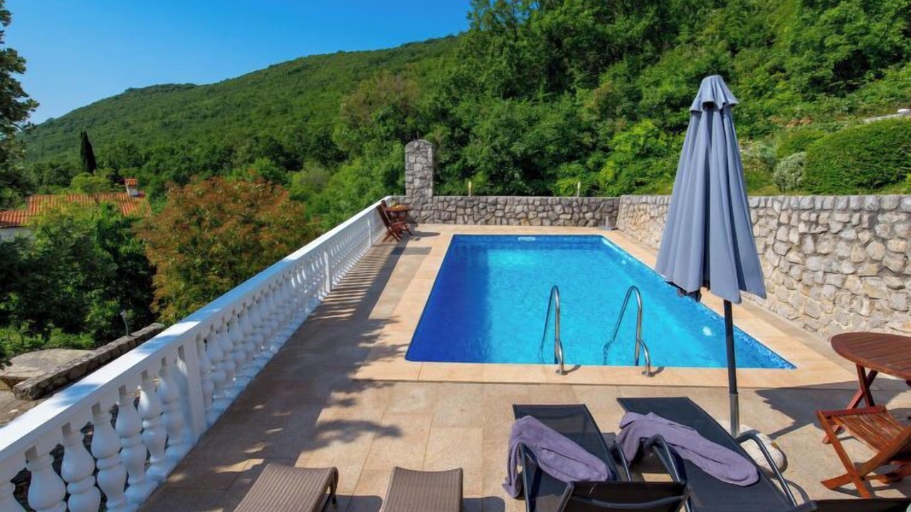 Photo of Outdoor in Martina
