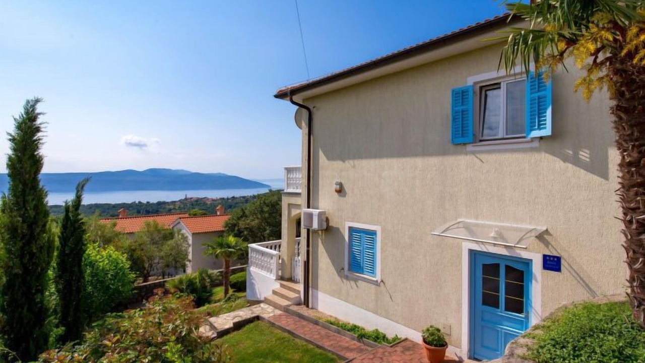 Photo of Outdoor in Martina