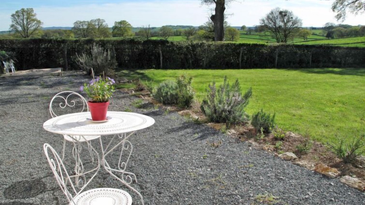 Photo of Outdoor in Ternant