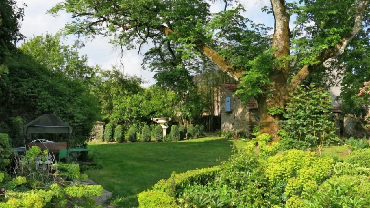 Photo of Outdoor in Saint-Sulpice-les-Feuilles