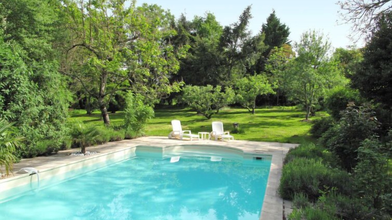 Photo of Outdoor in Saint-Sulpice-les-Feuilles