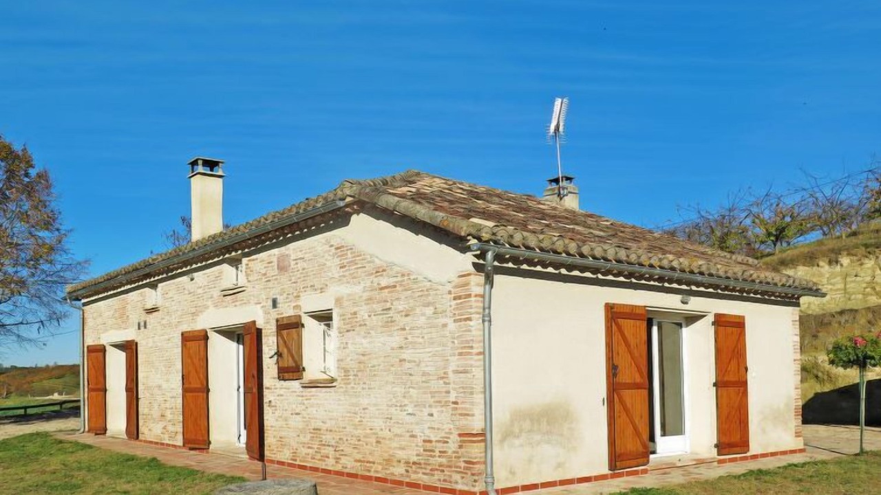 Photo of Outdoor in L'Honor-de-Cos